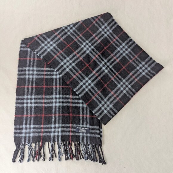 Burberry Unisex Lambswool Check Scarf Blue – Pre-Owned – Warm Designer Style. - Picture 1 of 7